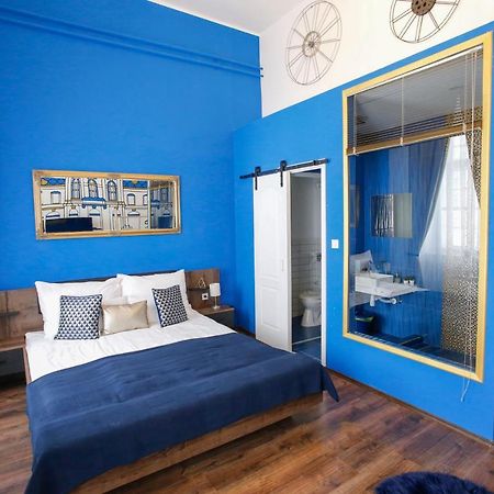 Urania Apartmanhaz Eger Buitenkant foto