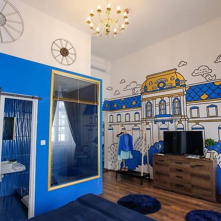 Urania Apartmanhaz Eger Buitenkant foto