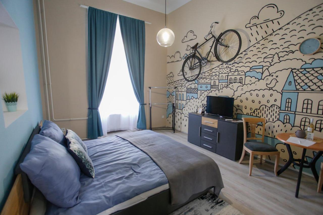 Urania Apartmanhaz Eger Buitenkant foto